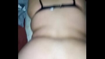 زوجة الغش في مورينا الساخنة تقول “يمارس الجنس معني بشكل صحيح” أثناء الحصول على لعبة doggystyle!