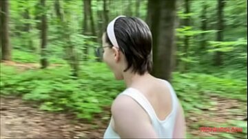 عذاب أليكسا الشرج: حلق كس ومحنة كريمبي