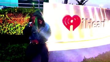 BBC Lover’s Delight: Wet & Wild UK Teen مع Big Ass in Music Video